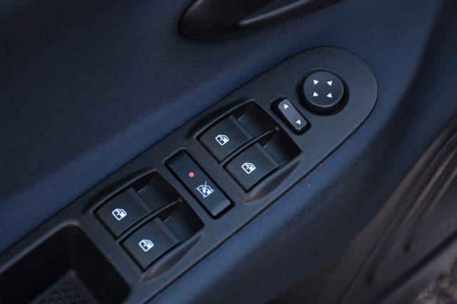 LANCIA Ypsilon 1.0 FireFly 5 p. S&S Hybrid GOLD *CAM*5 POSTI*