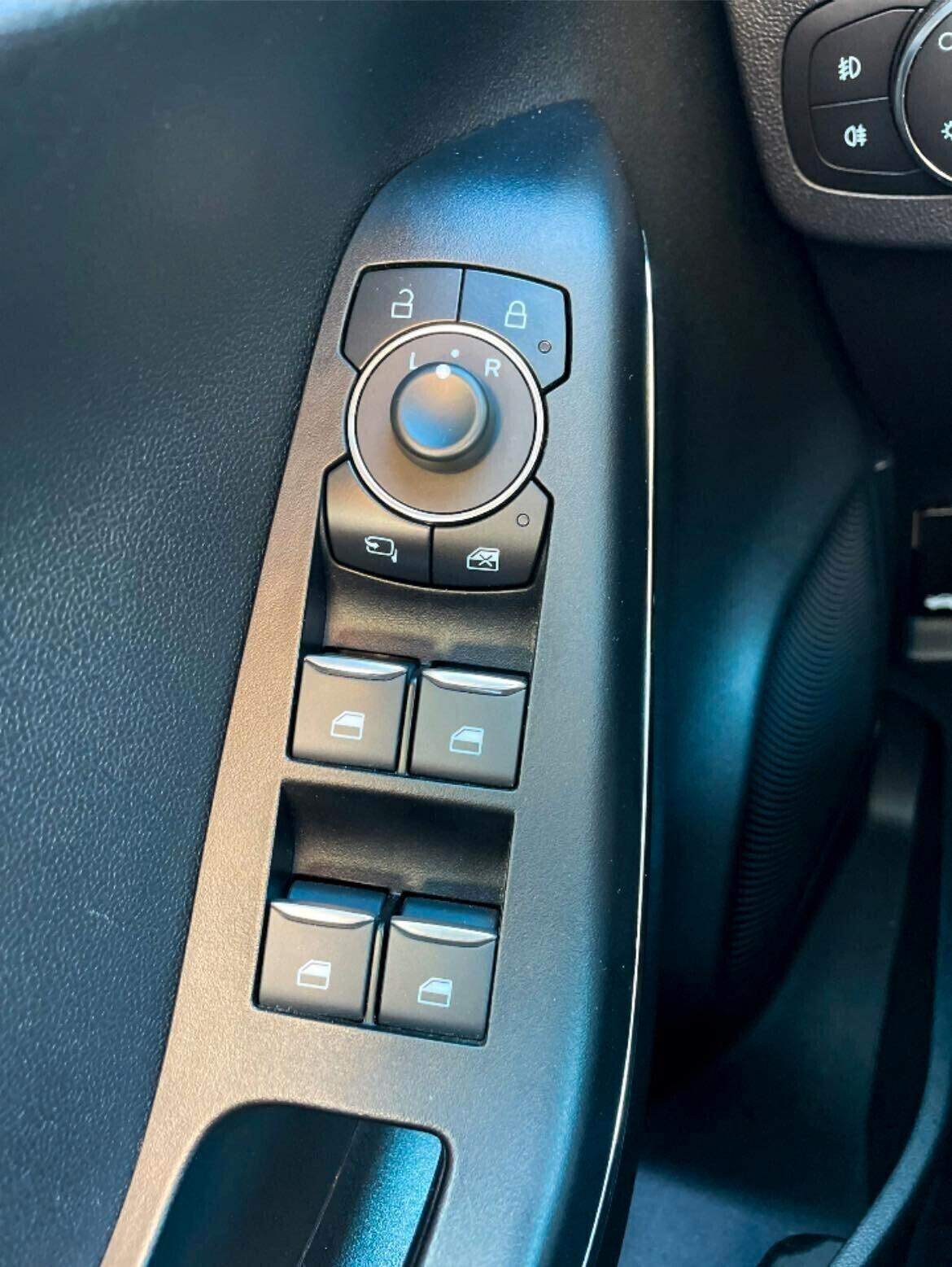 Ford Puma 1.0 EcoBoost Hybrid 125 CV S&S aut. ST-Line