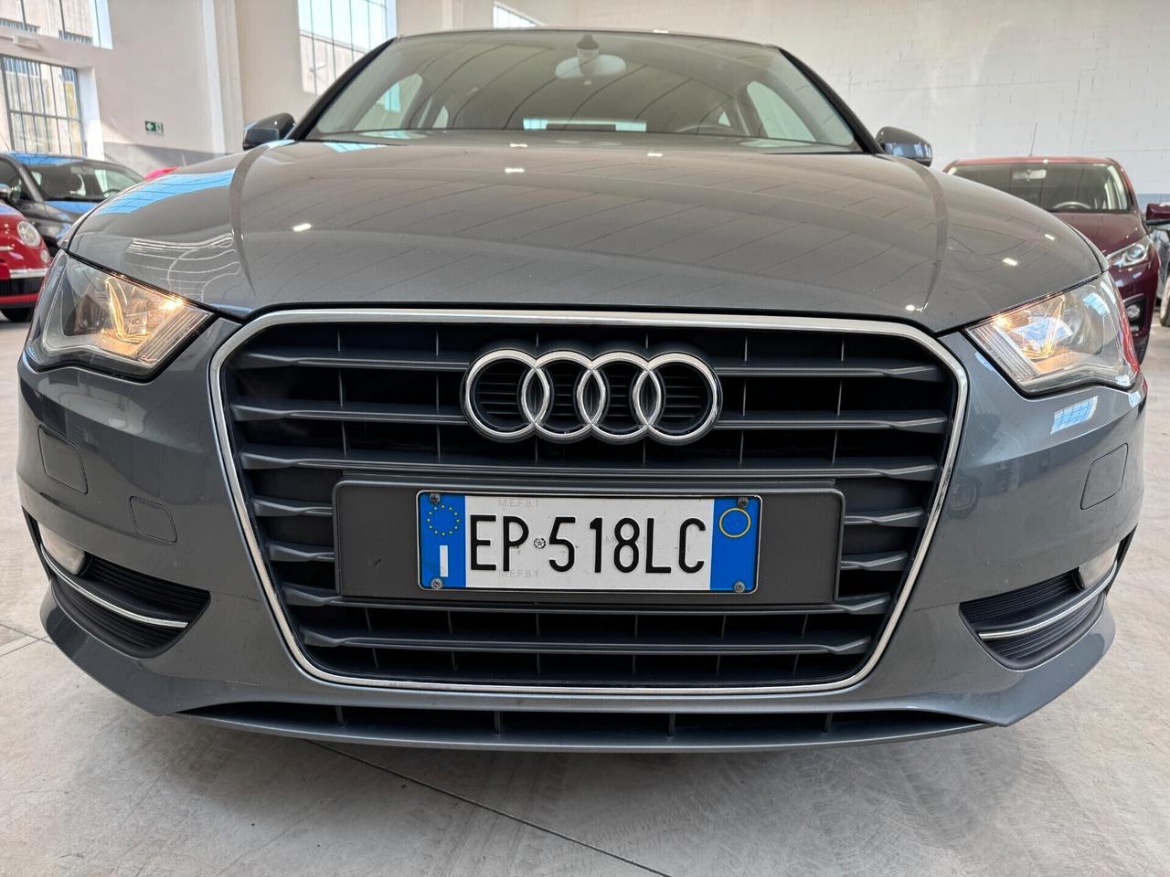 Audi A3 3P 1.6 TDI 105 CV YOUNG