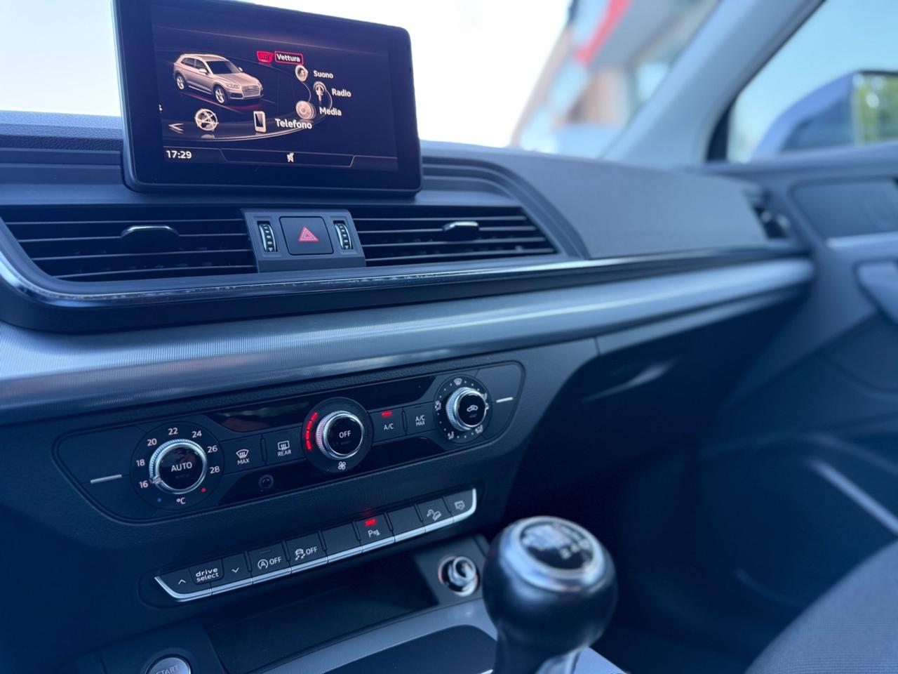 Audi Q5 2.0 TDI 150 CV Business Sport