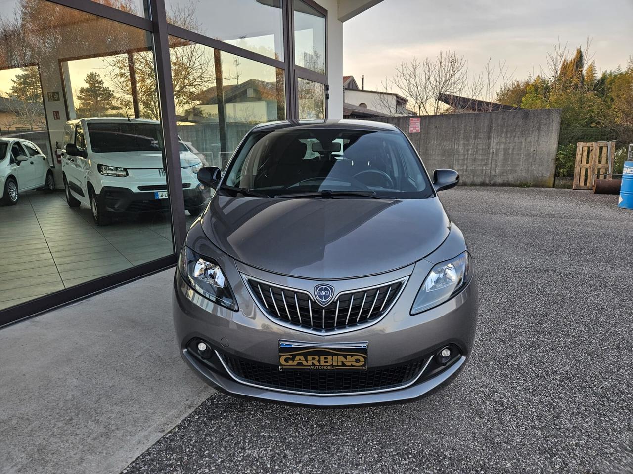 Lancia Ypsilon 1.0 FireFly 5 porte S&S Hybrid Gold