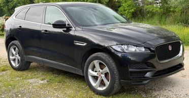 Jaguar F-Pace 2.0 D 180 CV AWD aut Chequered Flag