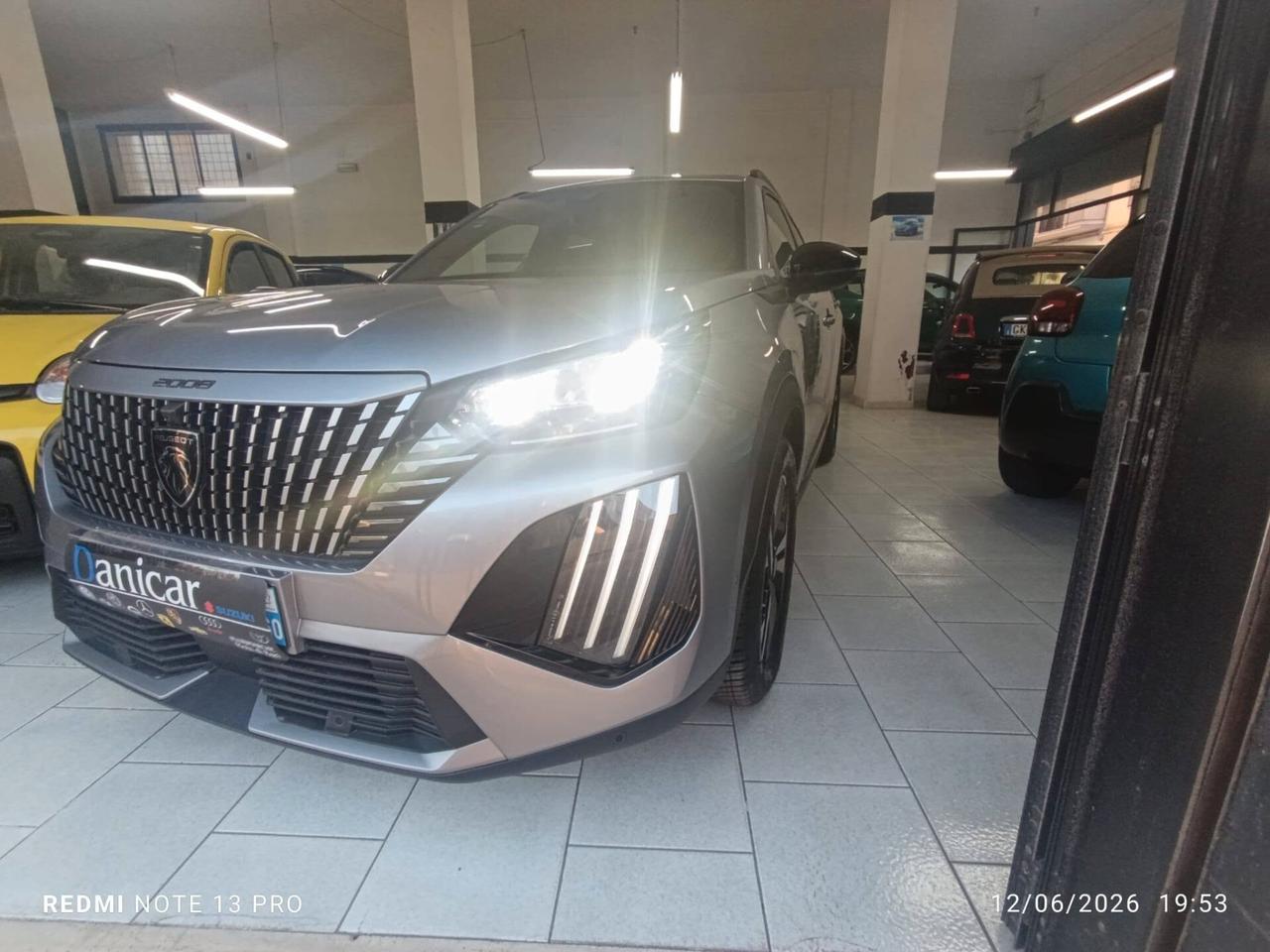 Peugeot 2008 PureTech 100 S&S Allure