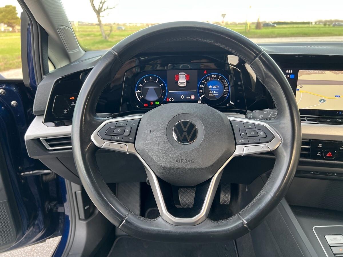 Volkswagen Golf 1.0 eTSI EVO DSG Life