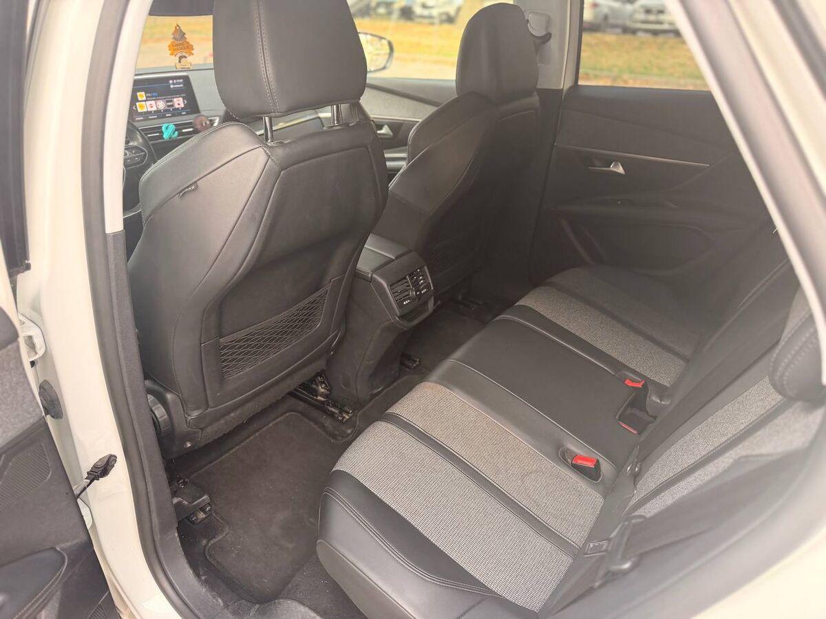 Peugeot 3008 1.5 bluehdi Allure s&s 130cv eat8
