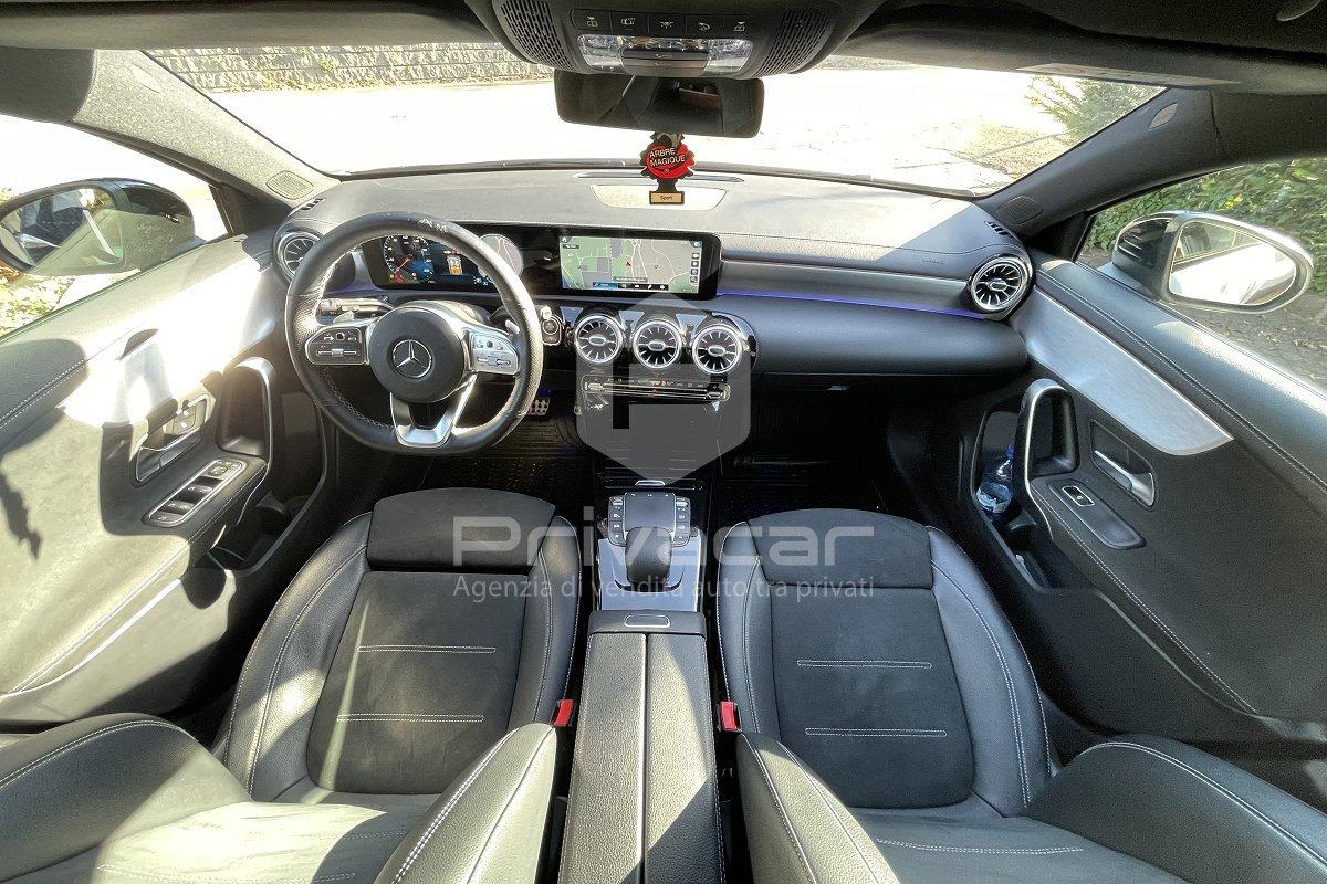 MERCEDES A 200 d Automatic Premium