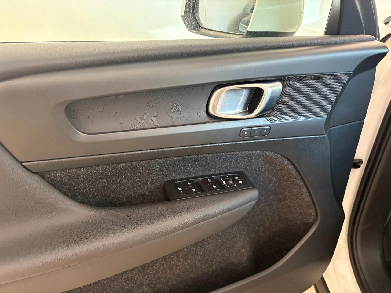 Volvo XC40 2.0 d3 Momentum geartronic