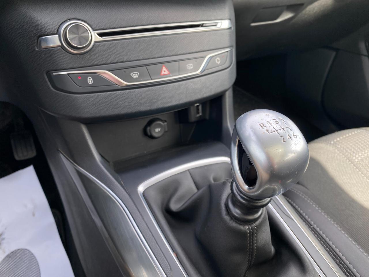 PEUGEOT 308 1.5 BlueHDi Allure GARANTITA