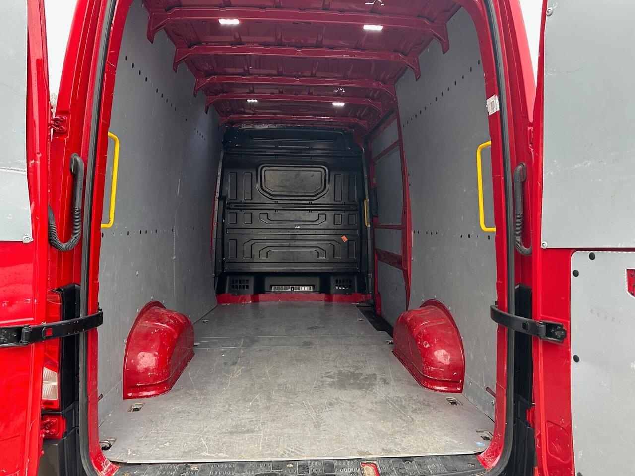Volkswagen Crafter 2.0 TDI 140CV CARGO