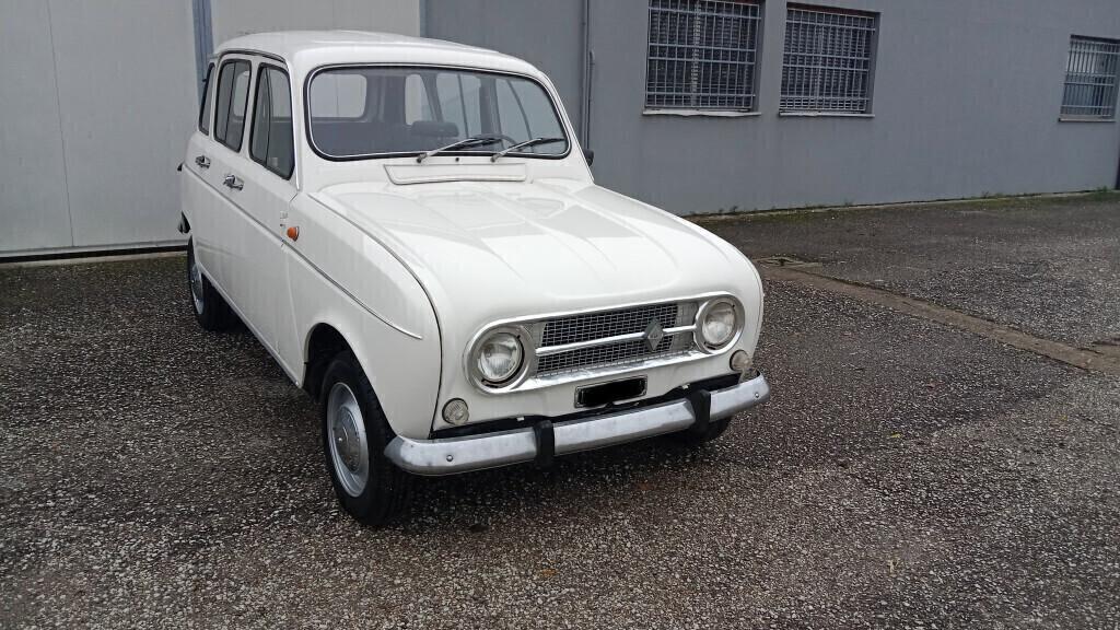 Renault R 4 - 850 c.c. Export -