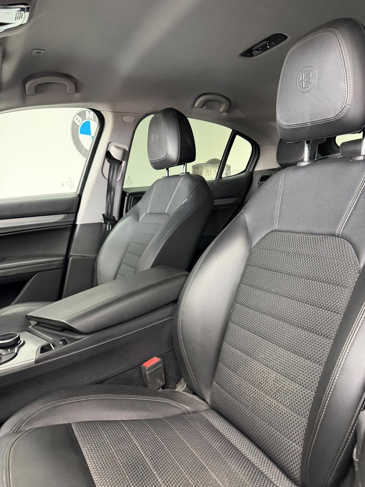 Alfa Romeo Stelvio 2.2 Turbodiesel 210 CV AT8 Q4 Executive