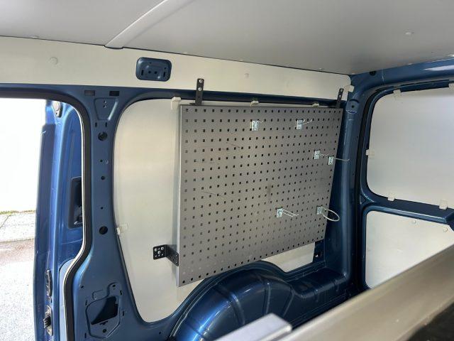 VOLKSWAGEN Caddy 1.4 TGI Furgone Maxi