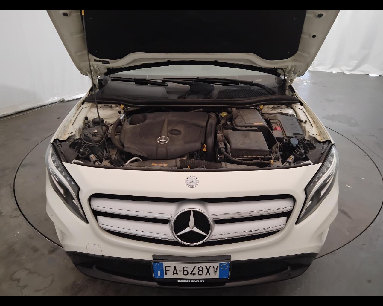 Mercedes-Benz GLA-X156 2014 - GLA 220 d (cdi) Sport 4matic 170cv auto