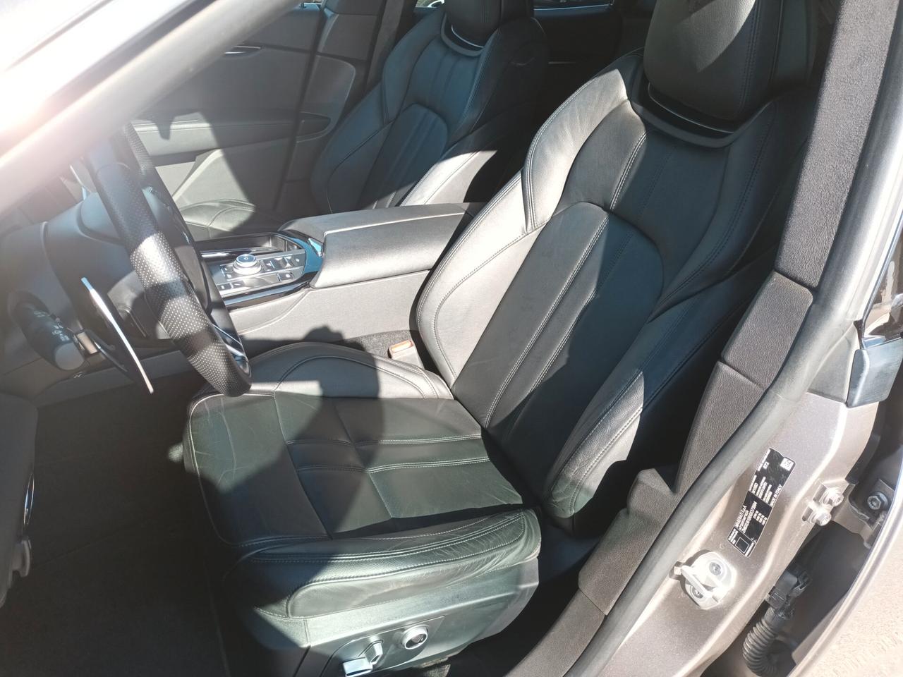 Maserati Levante GRANSPORT FULL OPTIONAL COME NUOVA POCHI KM AFFARE