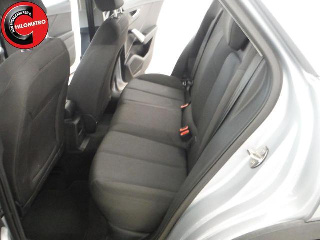 AUDI Q2 30 TDI S tronic Business