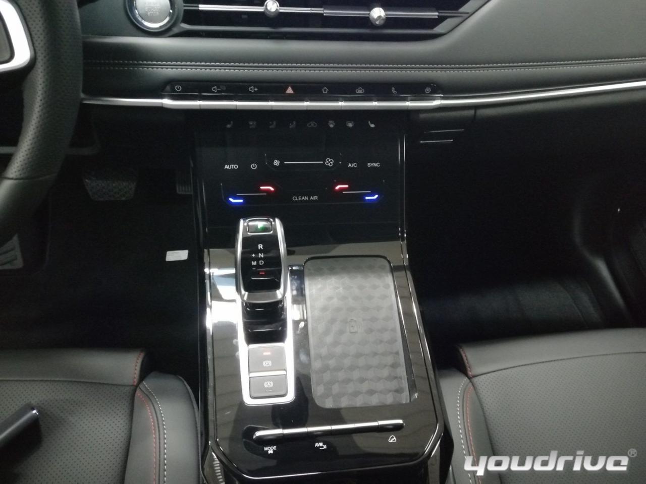 DR Automobiles DR6.0 1.5 Turbo CVT