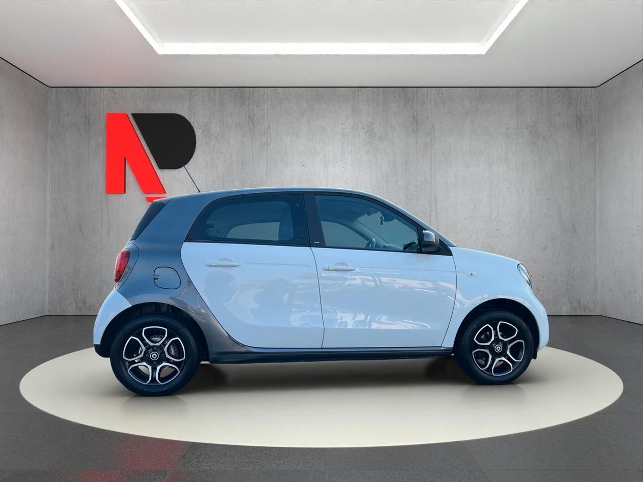 Smart ForFour 1.0 71CV Prime