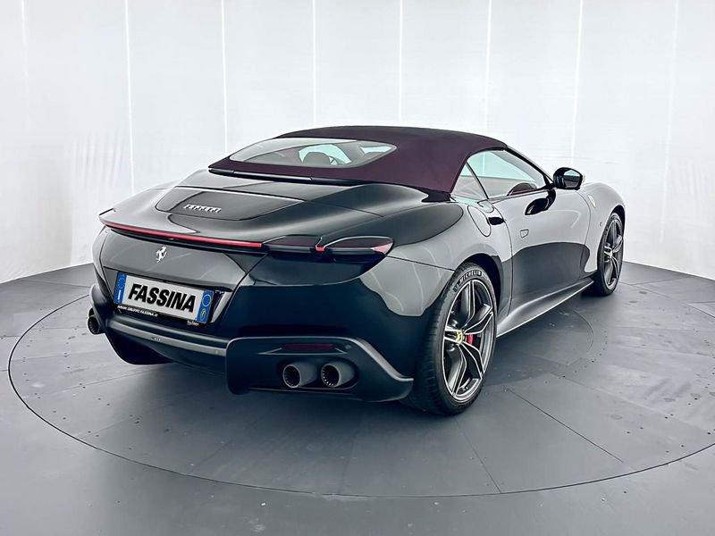 Ferrari Roma Roma Spider