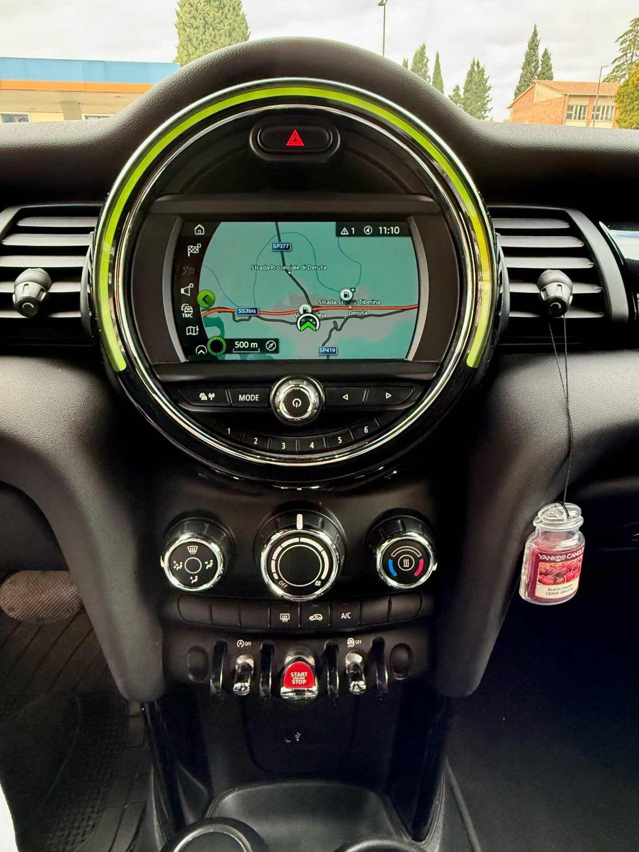 MINI Mini 1.5 Cooper D Hype Cabrio