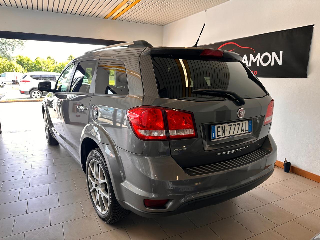 Fiat Freemont 2.0 Mjt 170 CV 4x4 aut. BLACK CODE