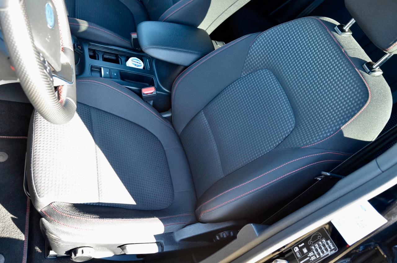 FORD FOCUS 1.0 ECOBOOST HYBRID ST-LINE X 155cv, UFF ITALIANA, SERVICE FORD, RETROCAMERA, APPLE ANDROID, PERMUTE