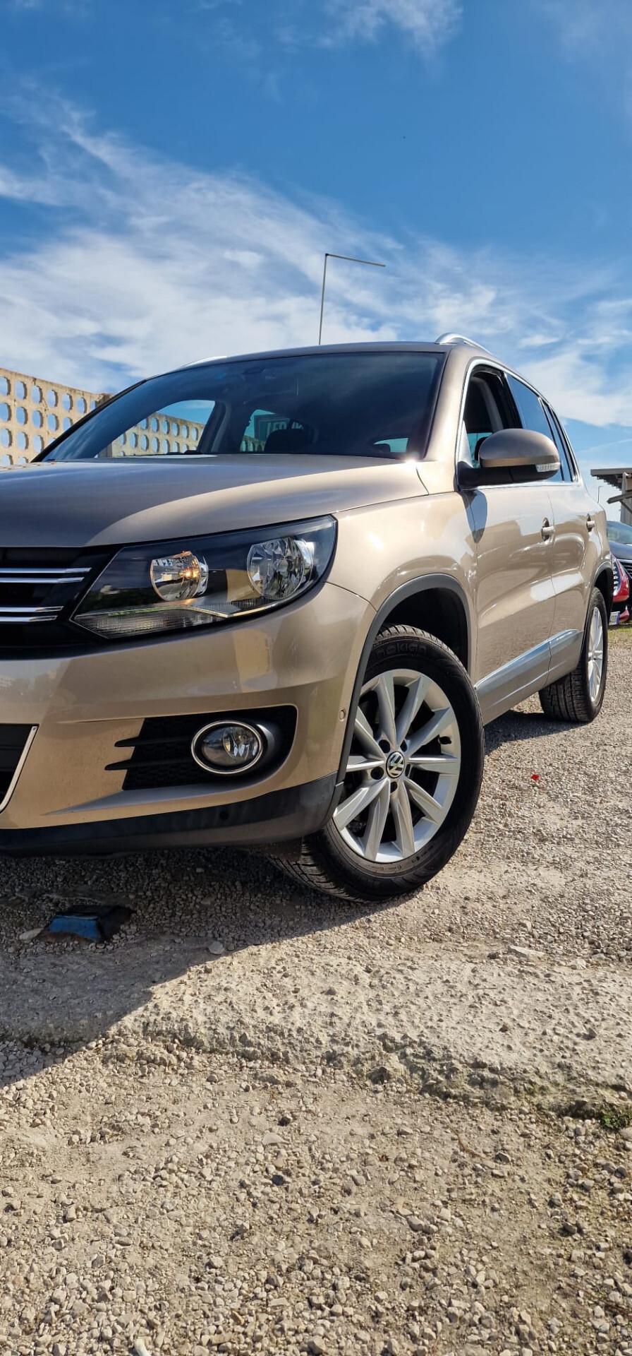 Volkswagen Tiguan 2.0 TDI 110 CV Sport & Style BlueMotion Tech