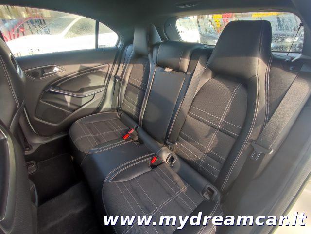 MERCEDES-BENZ A 180 d Sport 116cv