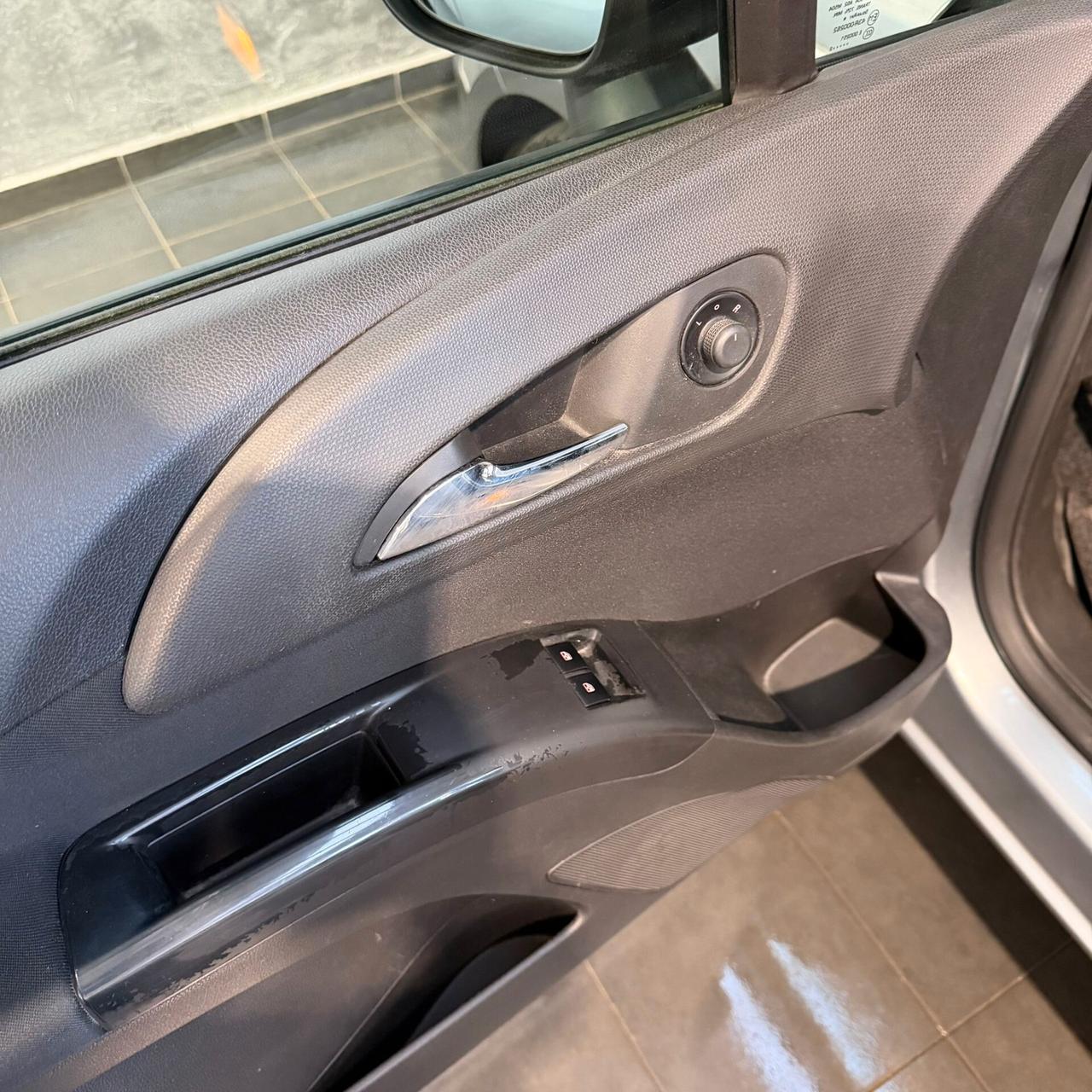 Opel Meriva 1.4 BENZINA NEOPATENTATI
