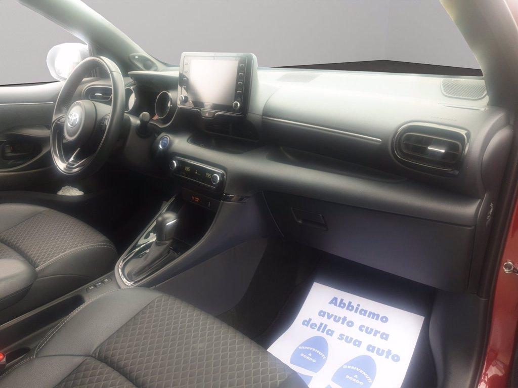 TOYOTA Yaris 1.5h style del 2021