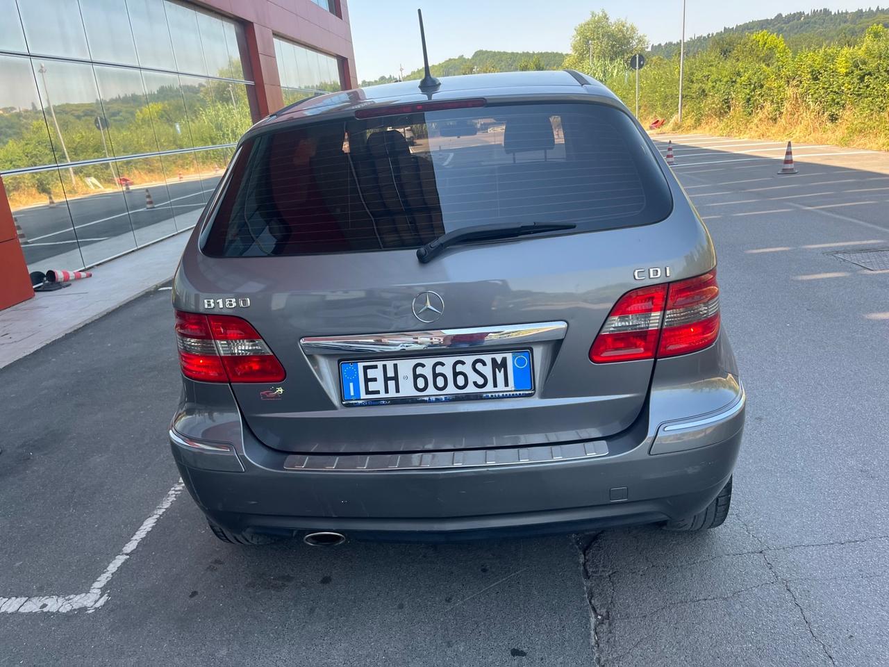 Mercedes-benz B 180 CDI PREMIUM 2011