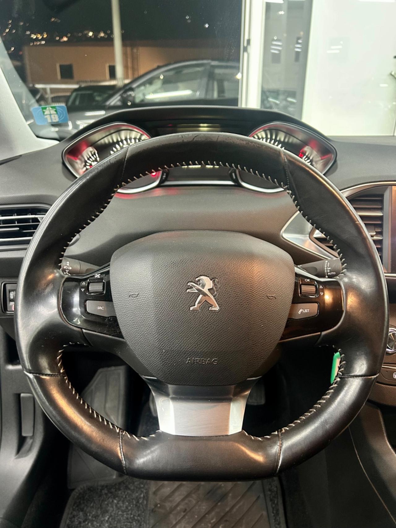 Peugeot 308 BlueHDi 130 S&S Allure FINANZIABILE