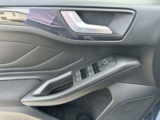 FORD Focus 1.0 EcoBoost Hybrid 125 CV Powershift SW ST-Line