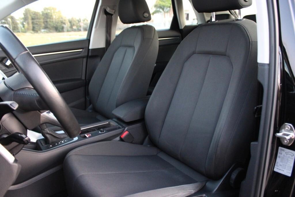 AUDI Q3 2.0 TDI 150 CV s-tronic *LED *Luci Ambiente