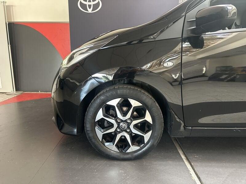 Toyota Aygo Aygo Connect 1.0 VVT-i 72 CV 5 porte x-wave