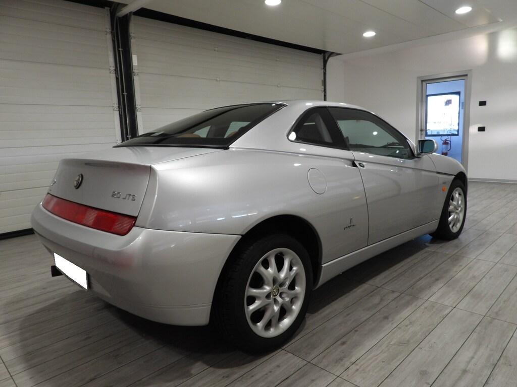 Alfa Romeo GTV 2.0 JTS