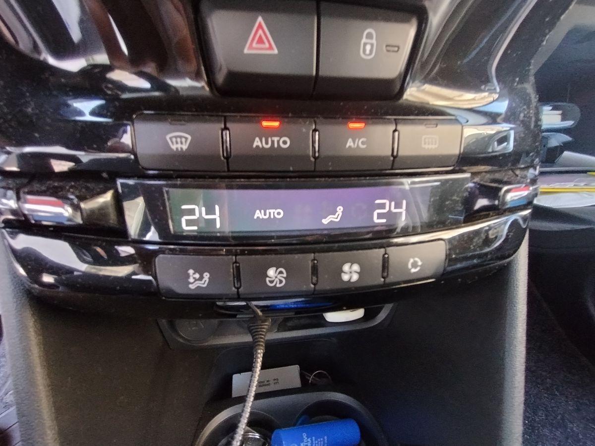 PEUGEOT - 2008 - BlueHDi 120 S&S Allure