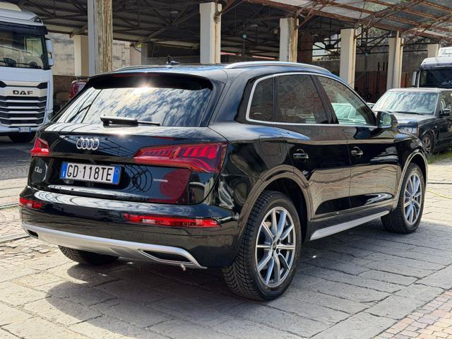 AUDI Q5 50 TFSI e quattro S tronic Business Design PHEV