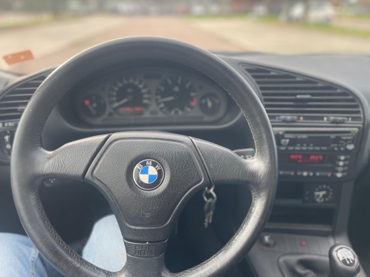 Bmw 318 318is 1.9 16V cat Coupé