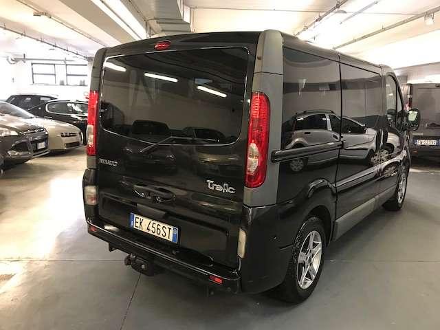 Renault Trafic 2.0 dci 115cv / 9 posti / GANCIO TRAINO