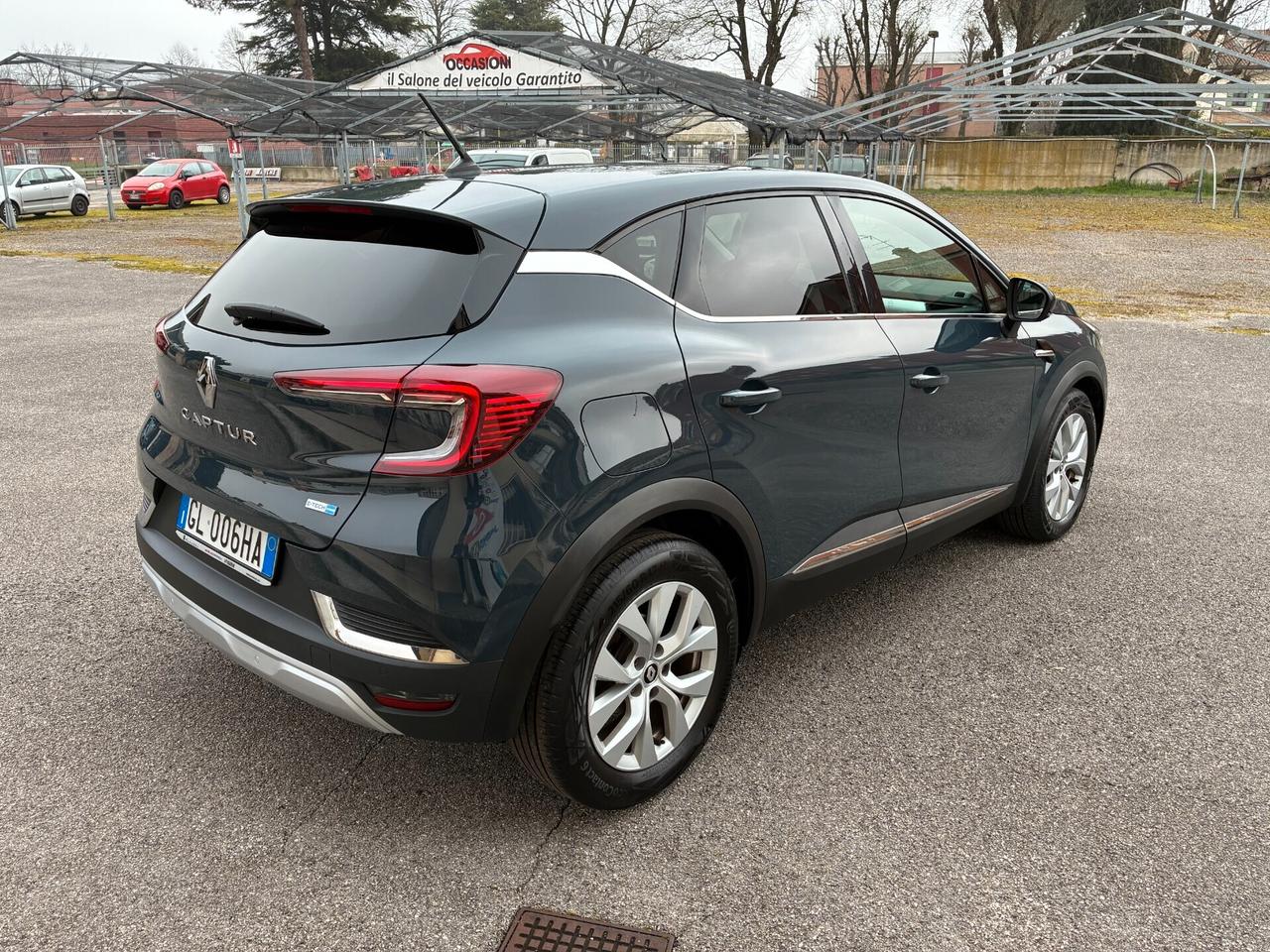 Renault Captur Full Hybrid E-Tech 145 CV Intens