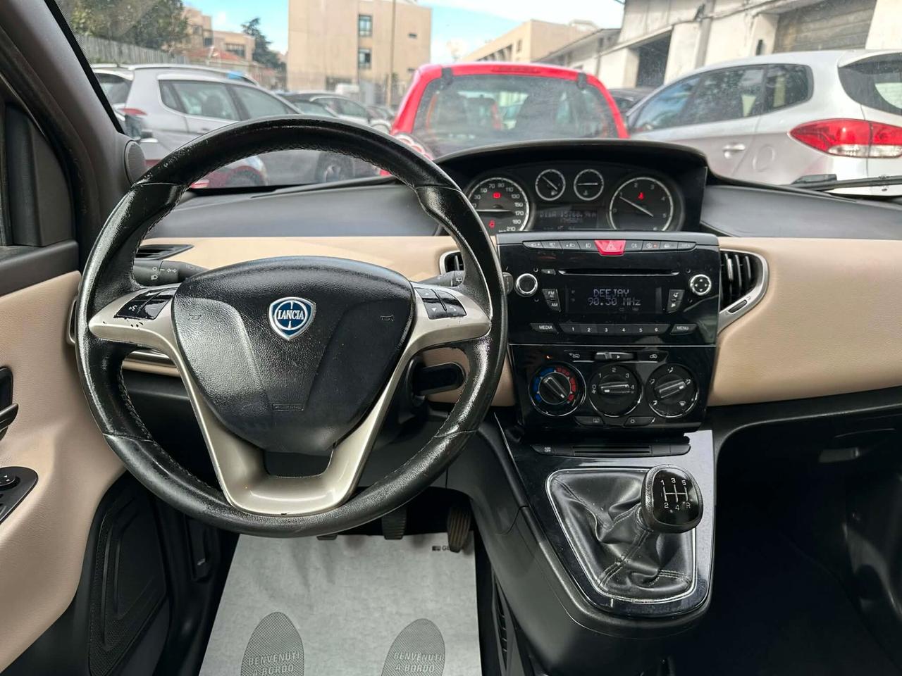 Lancia Ypsilon 1.3 MJT 16V 95 CV 5 porte S&S Gold