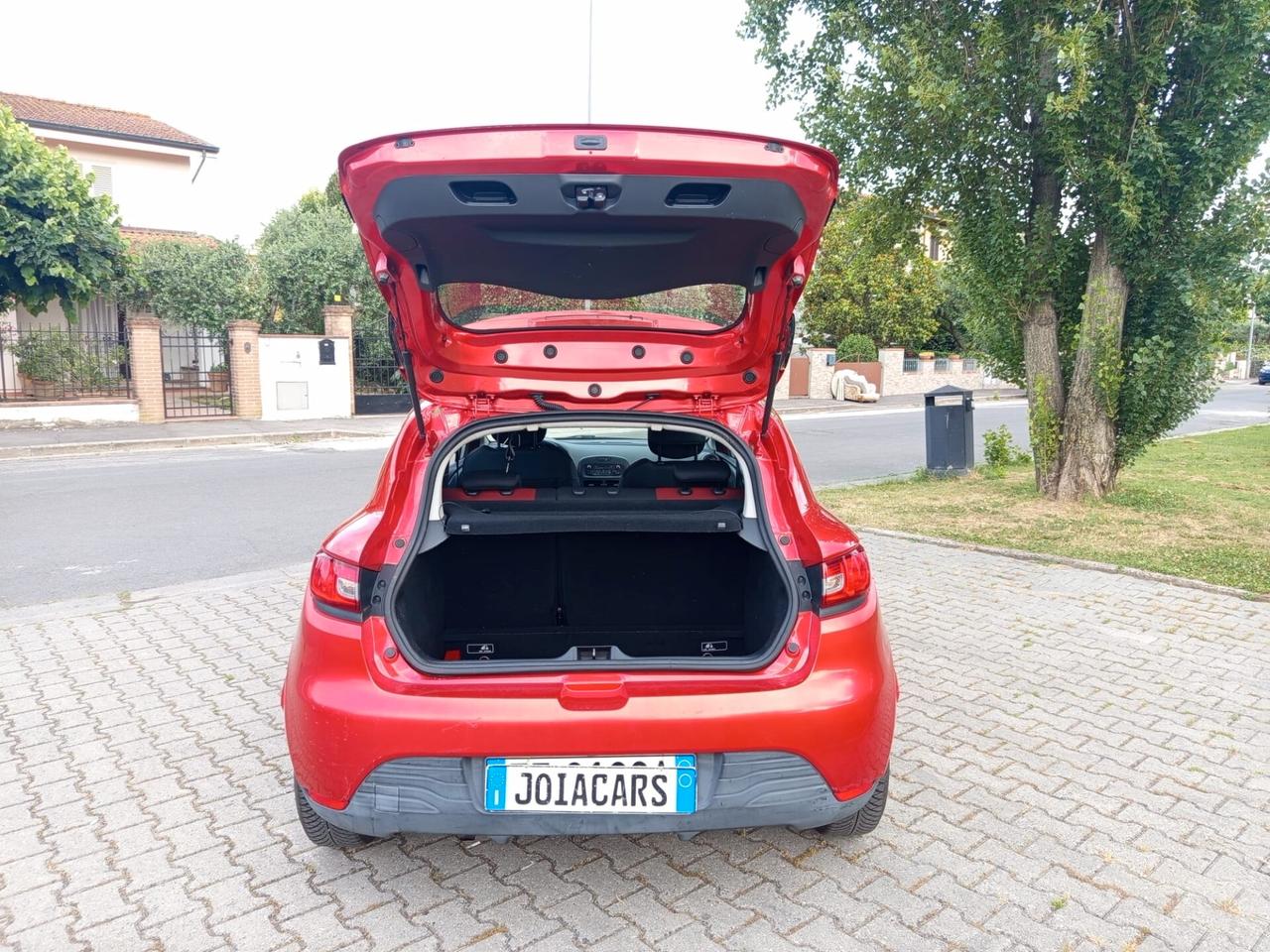 Renault Clio 1.2 75CV GPL 5 porte Costume National