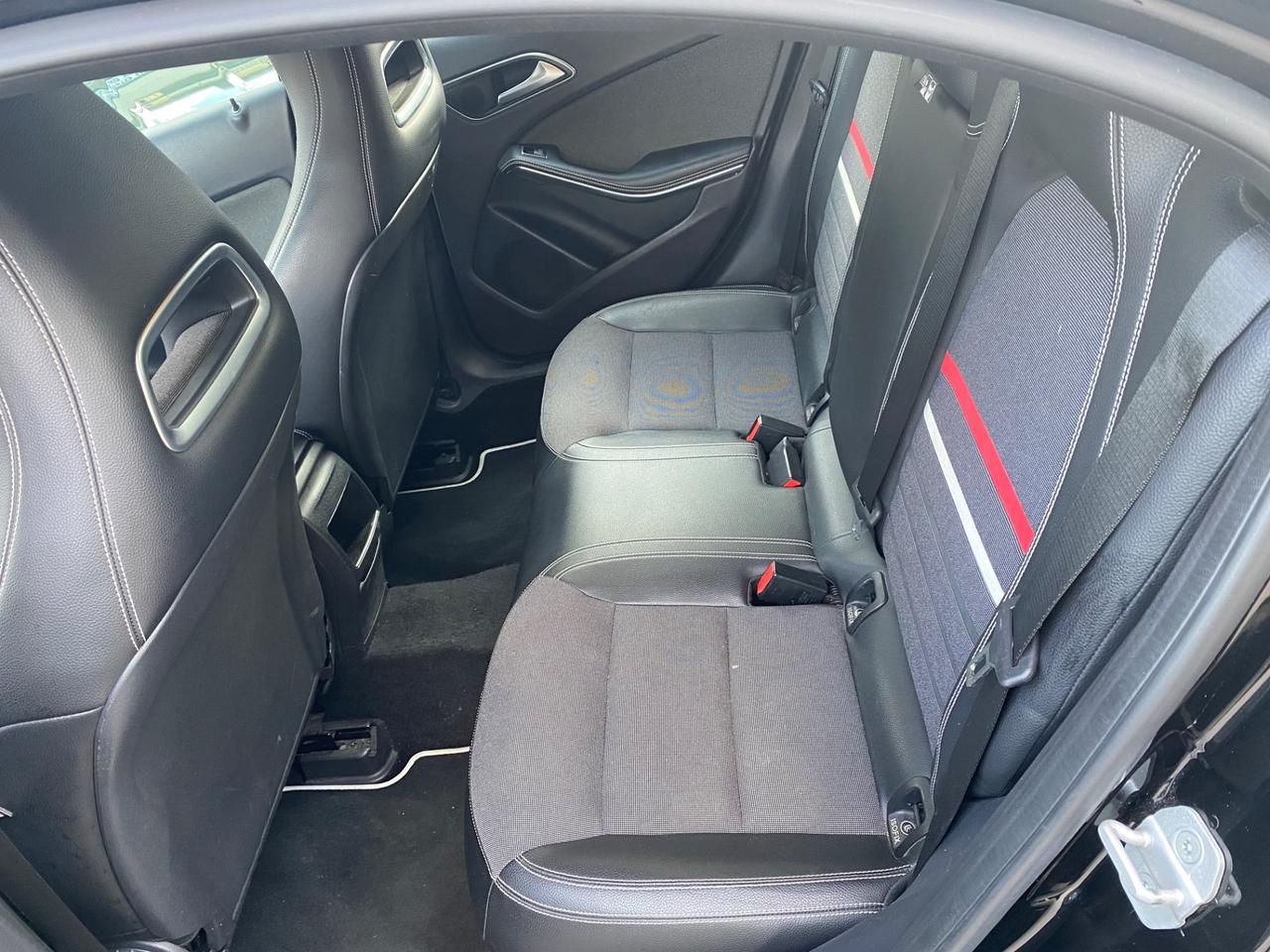 Mercedes-benz A 180 automatico ok neopatentati