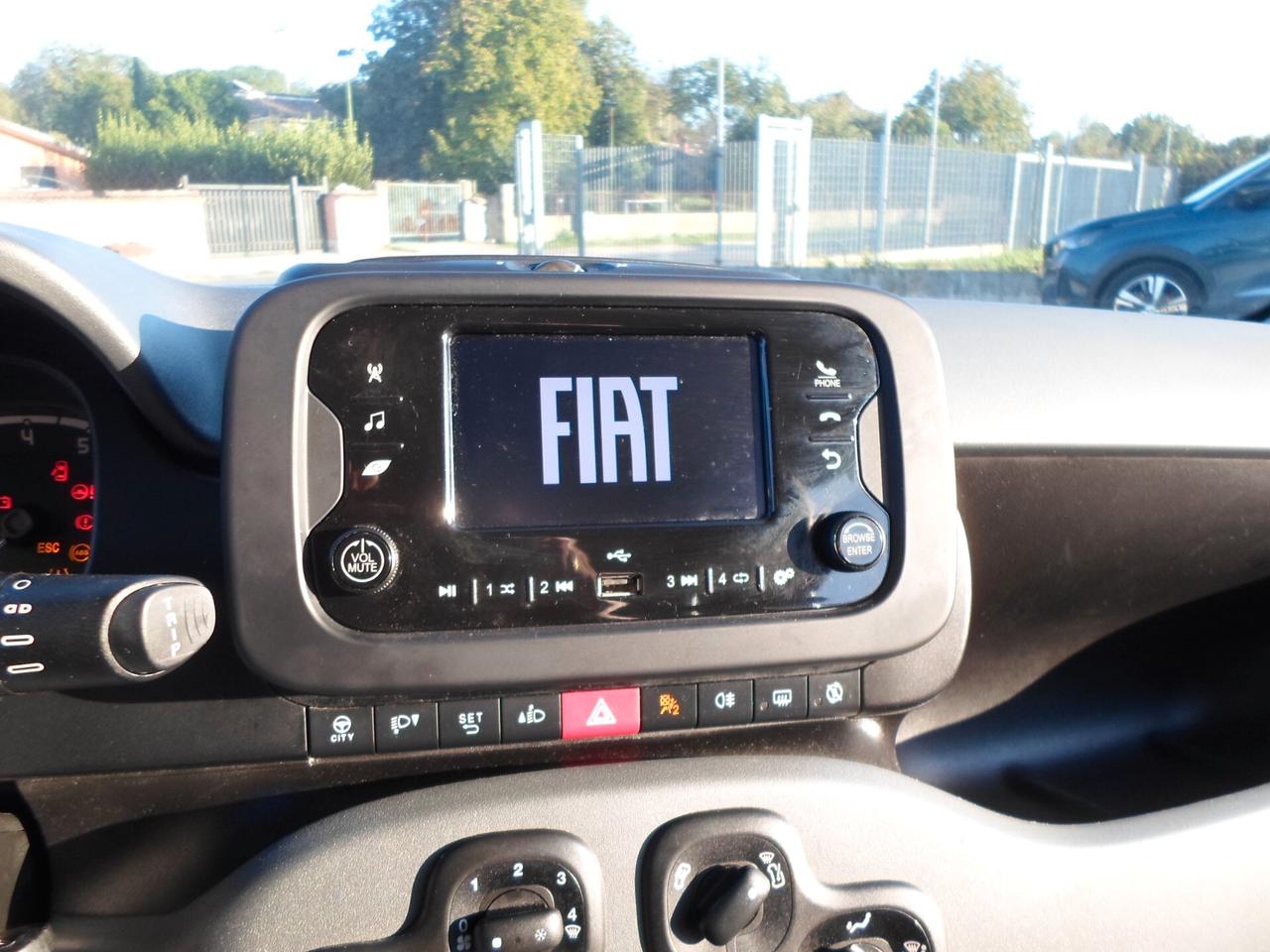 Fiat Panda 1.0 FireFly S&S Hybrid Red