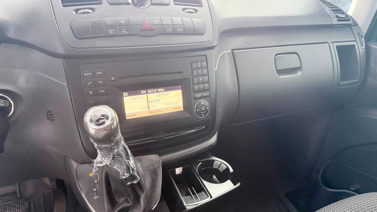 Mercede Vito 2.2 CDI Vetrato 5 posti 4x4 GANCIO TRAINO