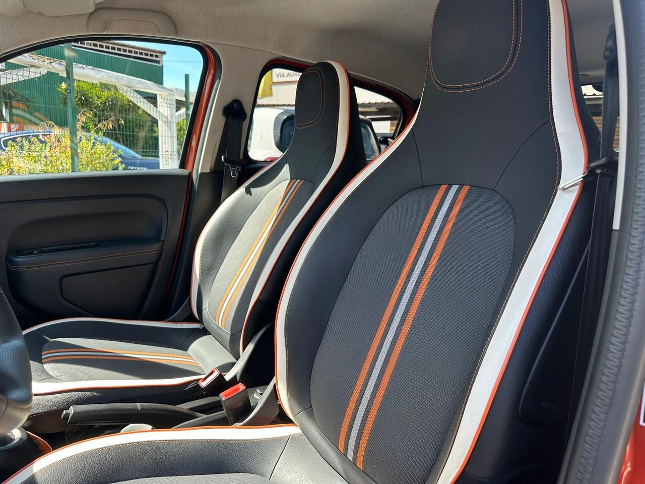 Renault Twingo TCe 110 CV EDC GT