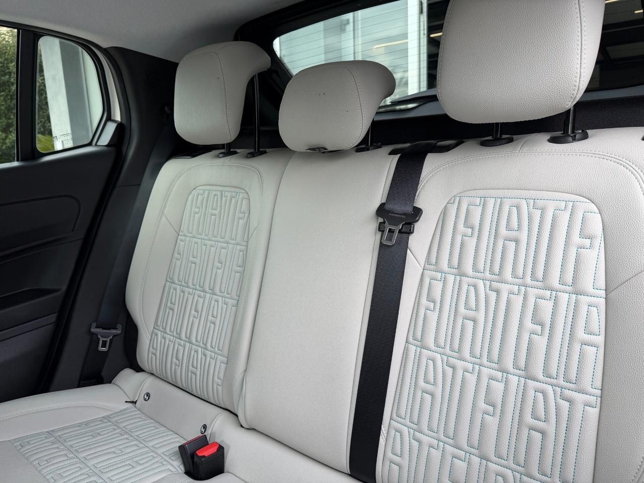 Fiat 600 Hybrid 110 CV DCT MHEV La Prima