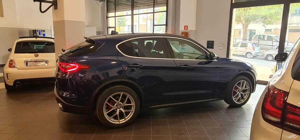 Alfa Romeo Stelvio Executive Q4 210cv *motore nuovo Gar Alfa 2anni*