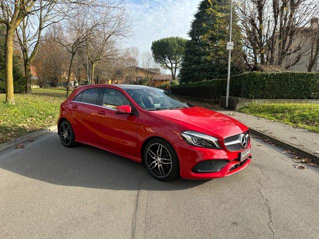 MERCEDES-BENZ A 200 d Automatic 4Matic Premium