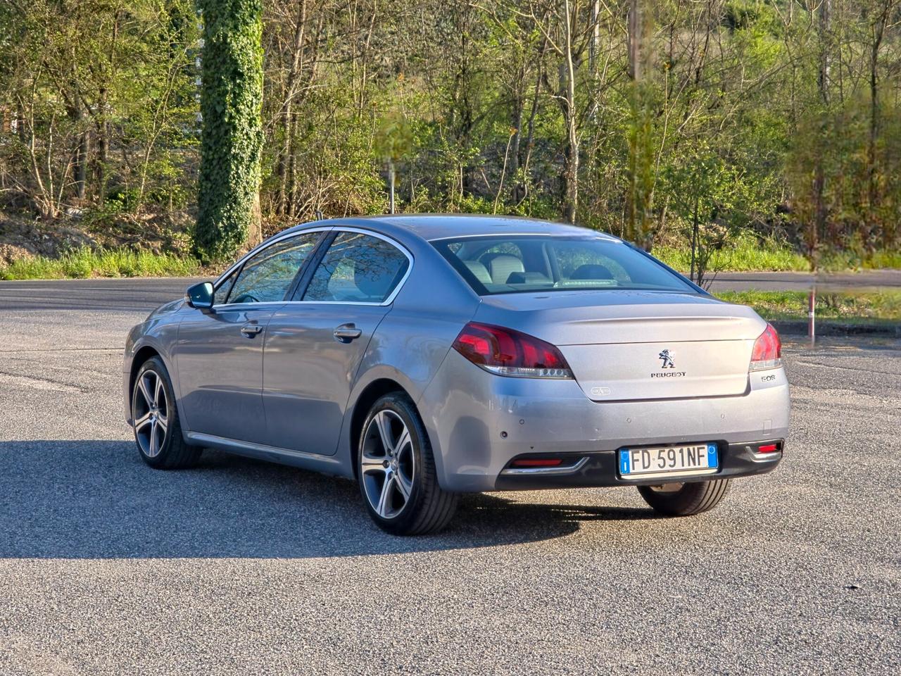 Peugeot 508 BlueHDi CV-180 EAT6 S&S Feline 2016-E6B Automatico